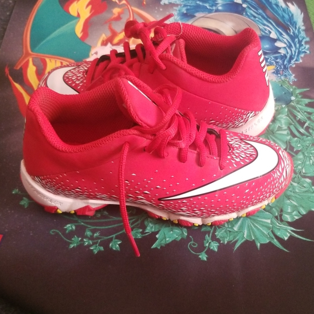 Nike little boys football cleats